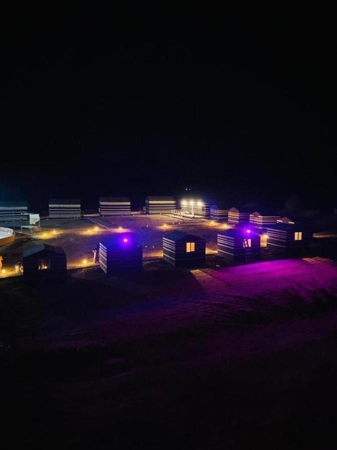 מלון וואדי רם Moon Night Camp מראה חיצוני תמונה